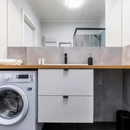 Modern Center By Renters פוזנן