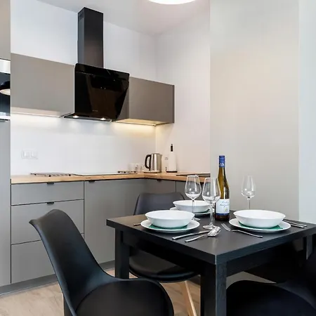 Modern Center By Renters פוזנן