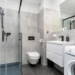 Apartment Modern Center By Renters Poznan