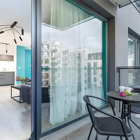 Modern Center By Renters Apartment Poznan