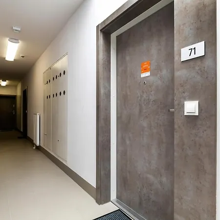 Modern Center By Renters Appartement