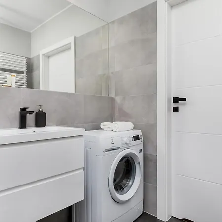 Modern Center By Renters * Poznan