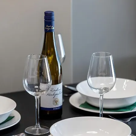 Modern Center By Renters *