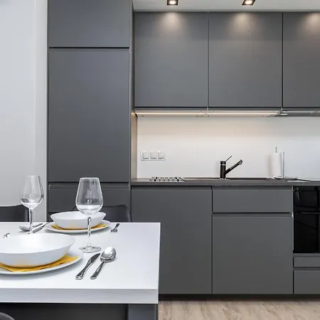 Modern Center By Renters * Poznań