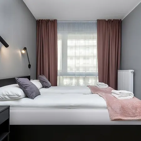 Apartamento Modern Center By Renters Poznan