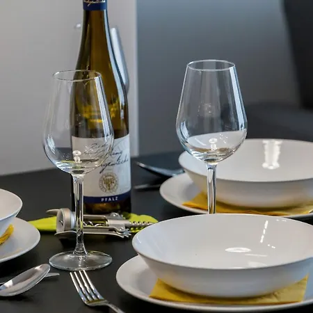 Modern Center By Renters Appartement