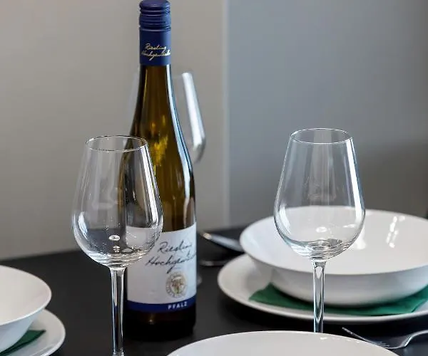 Modern Center By Renters *